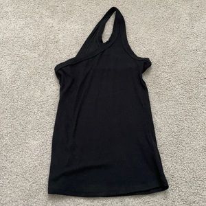 The Line By K one shoulder top!